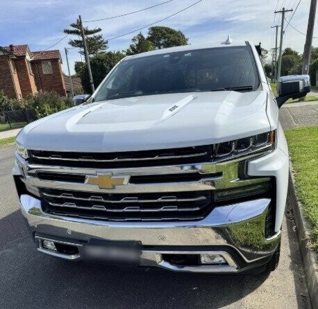 Chevrolet Silverado image 1
