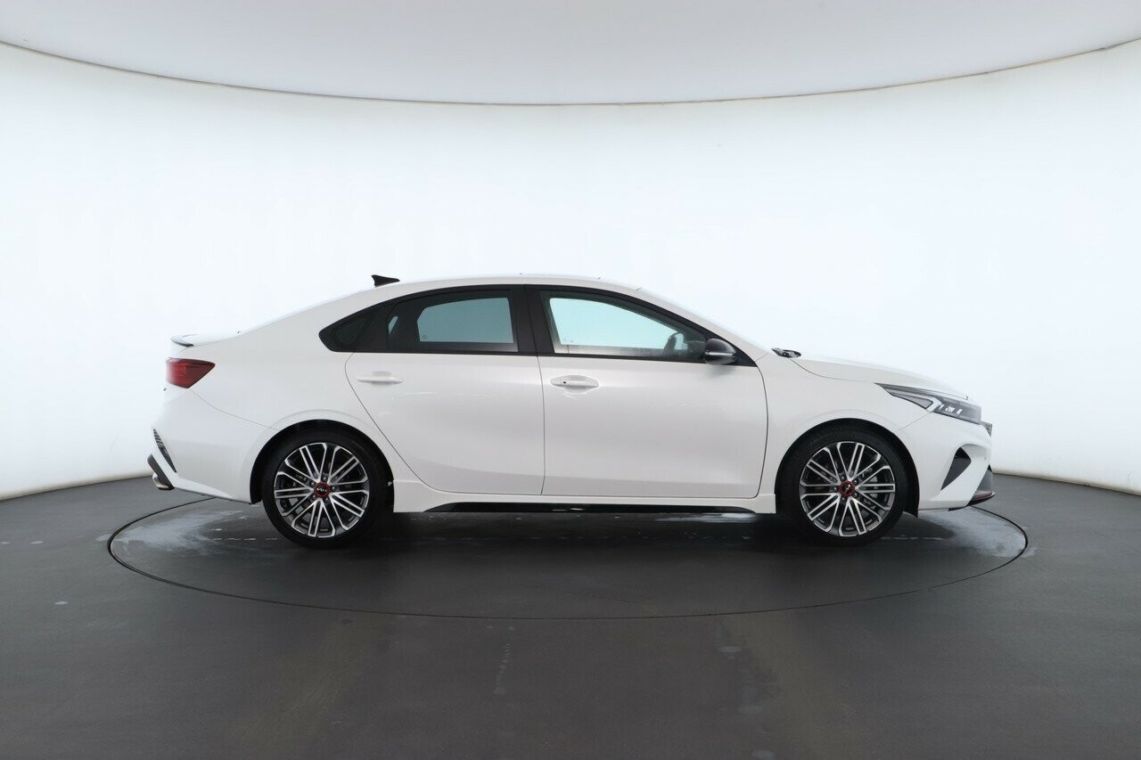 Kia Cerato image 2