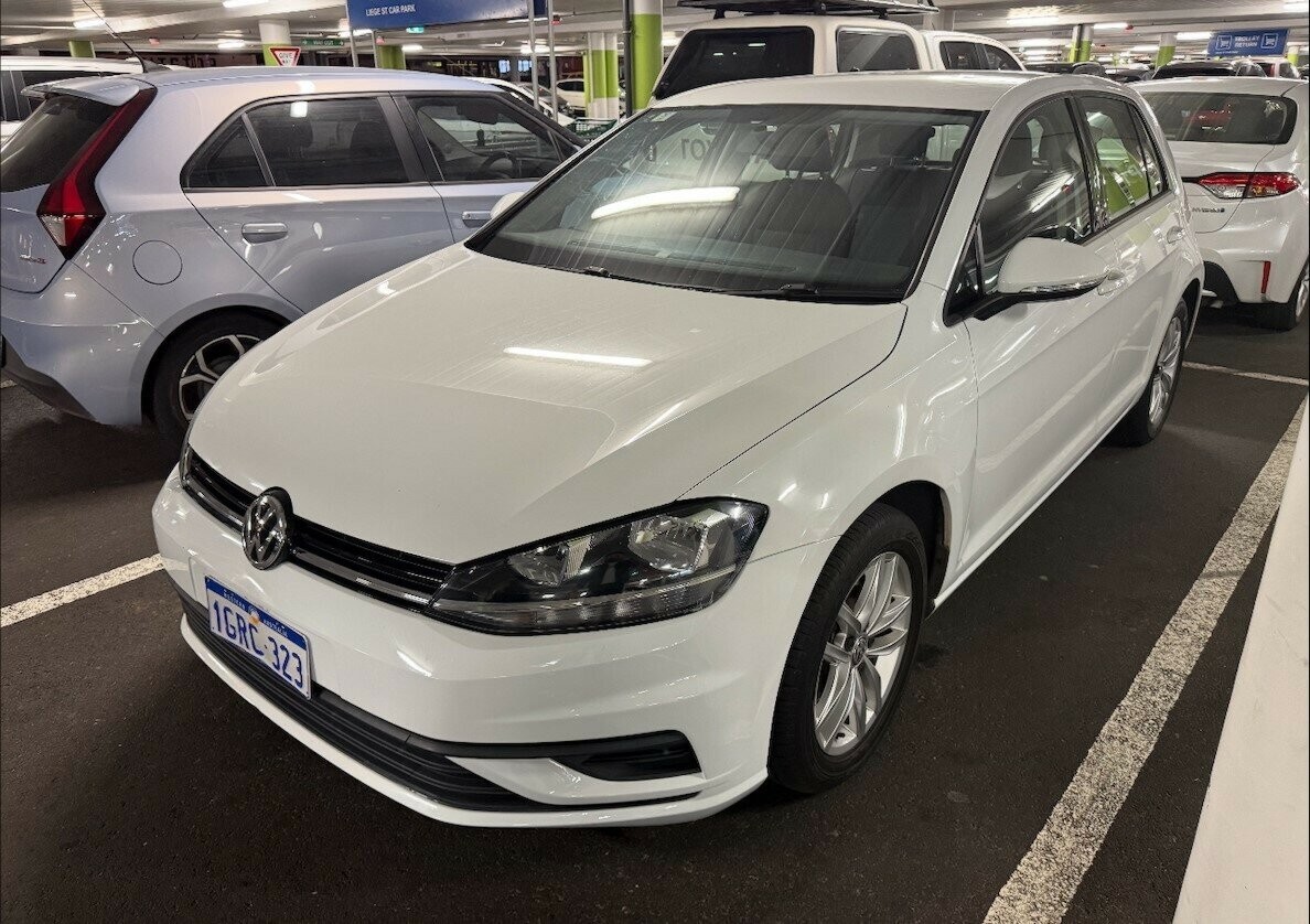 Volkswagen Golf image 1