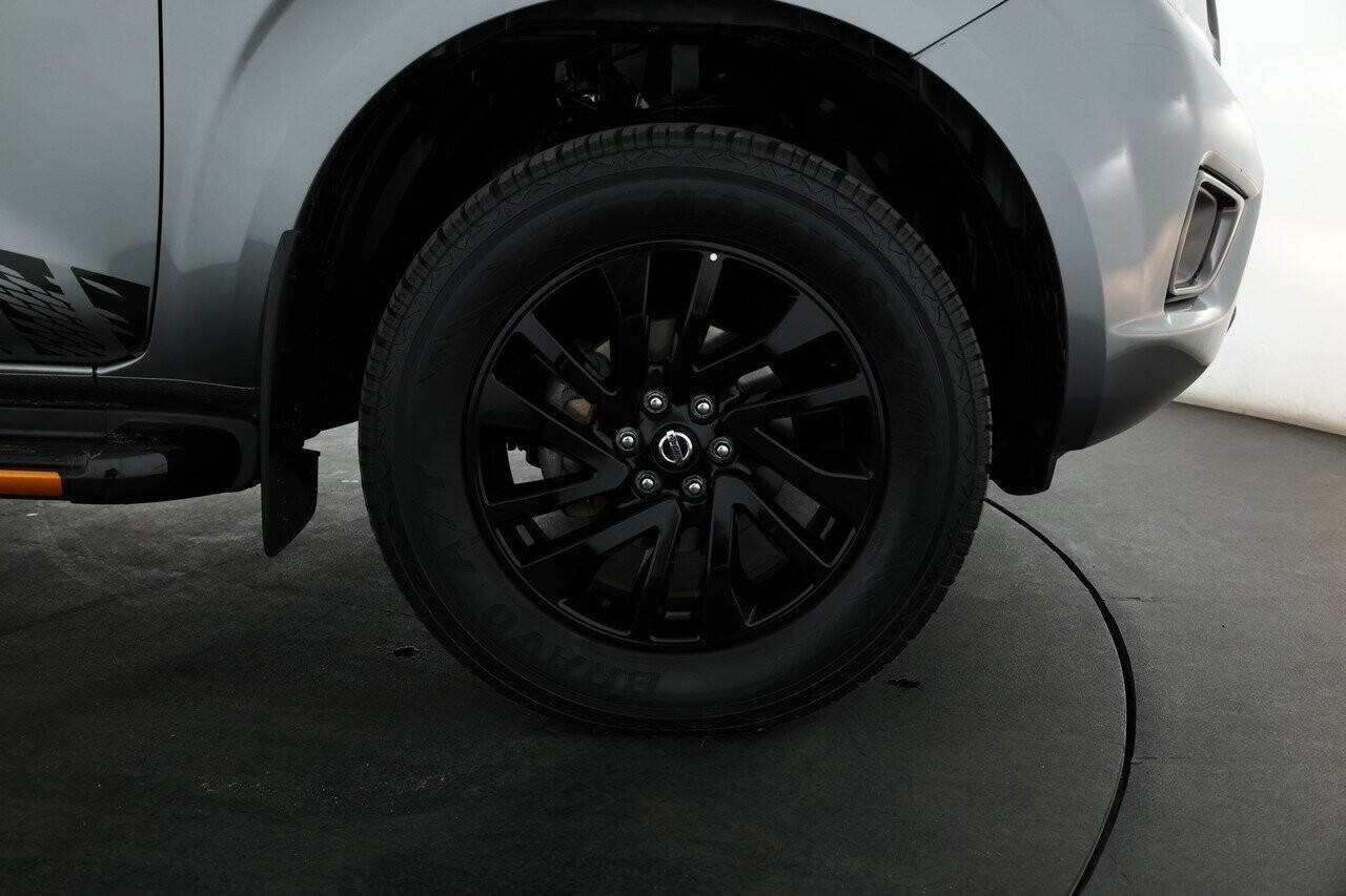Nissan Navara image 3