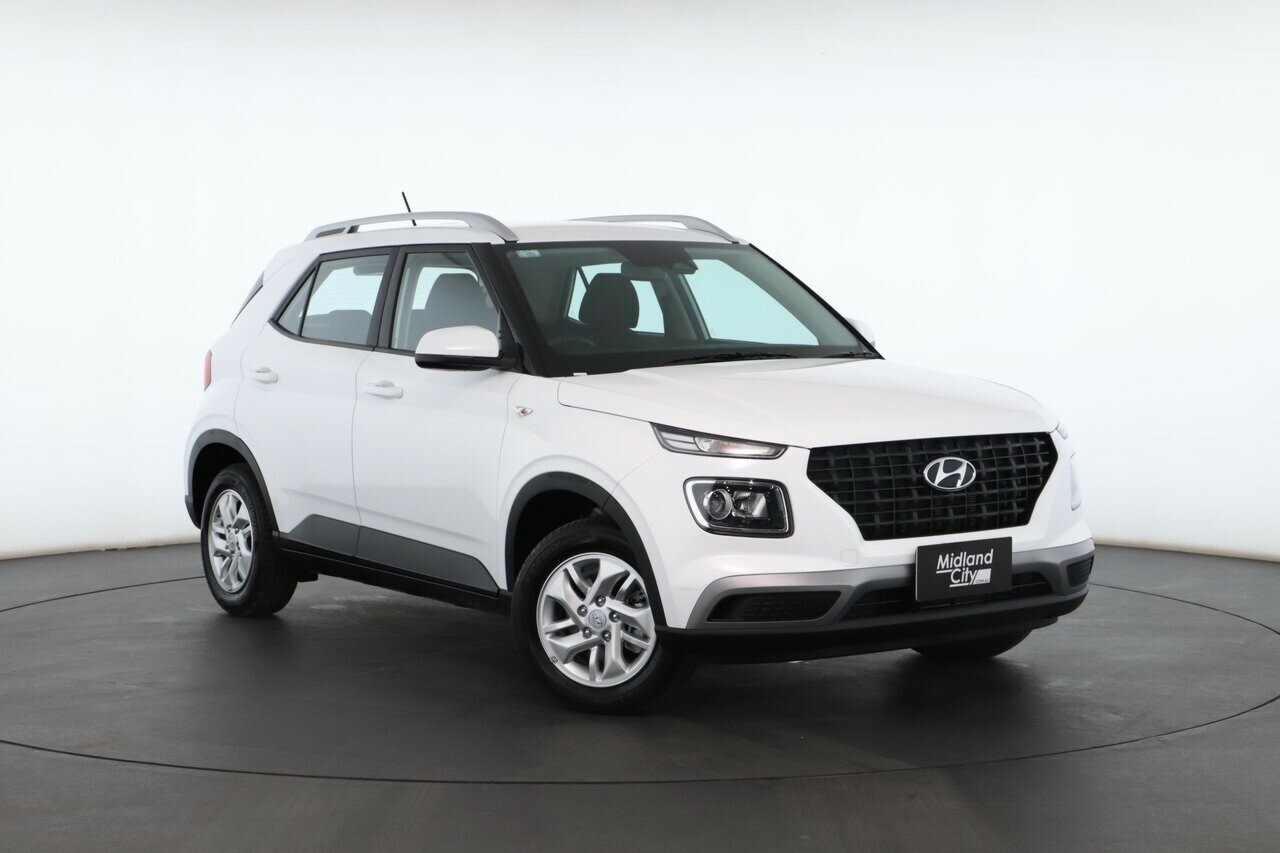 Hyundai Venue image 1
