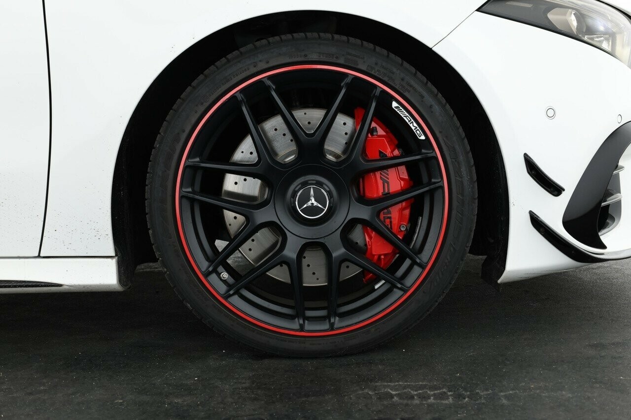 Mercedes Benz A-class image 3