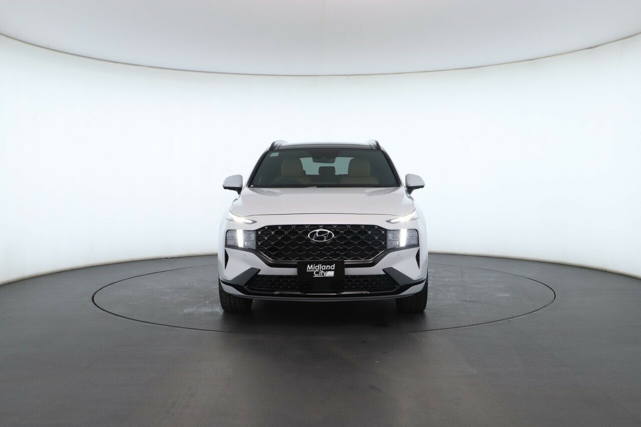 Hyundai Santa Fe image 4