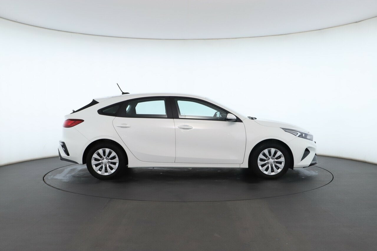 Kia Cerato image 2