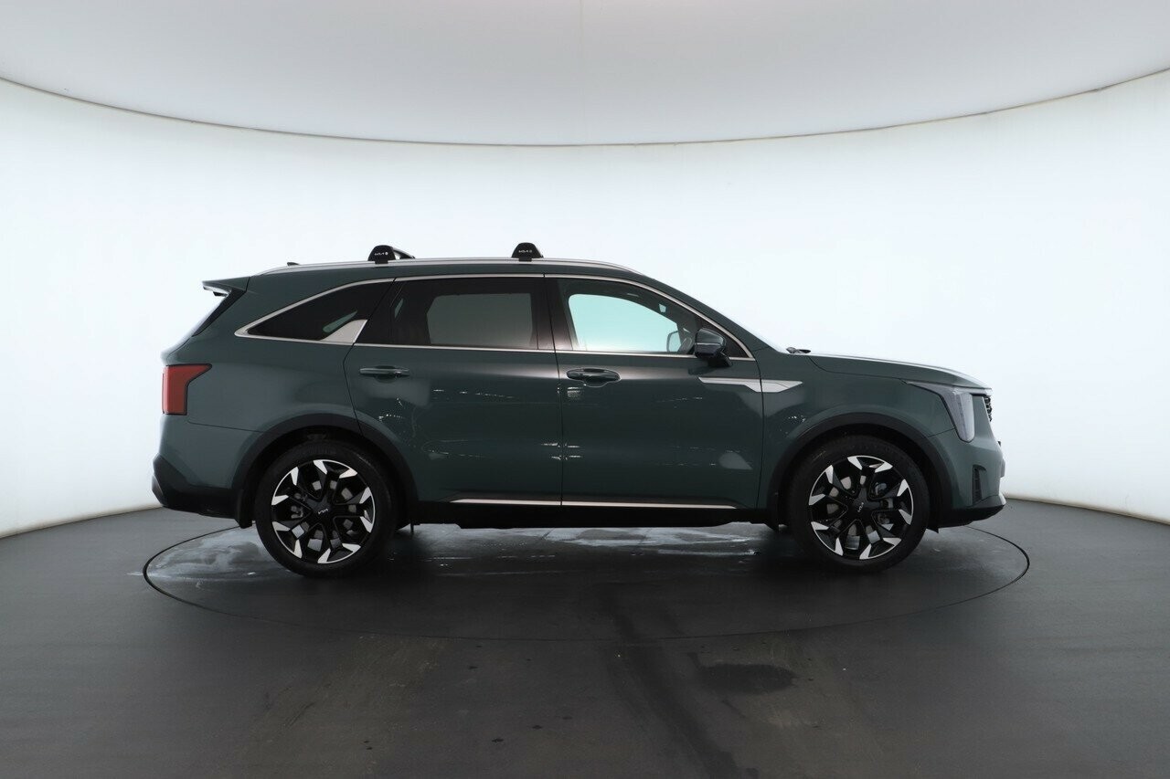 Kia Sorento image 2
