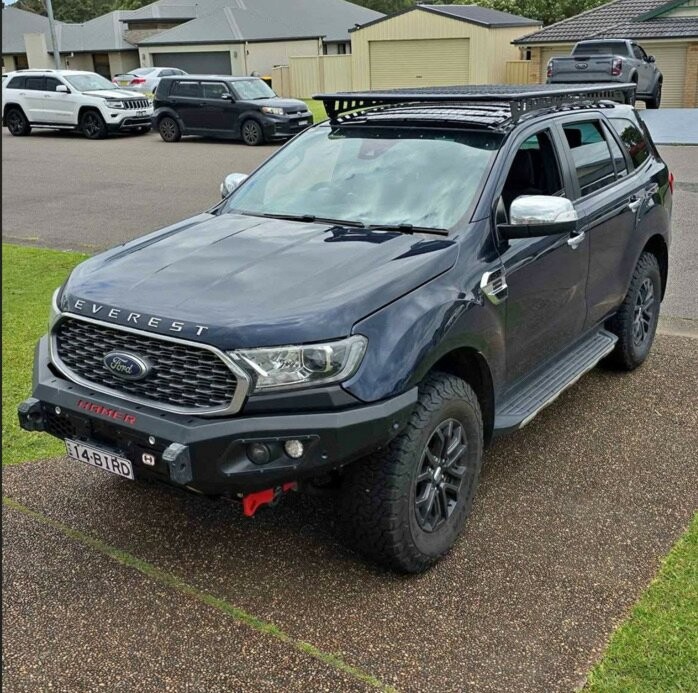 Ford Everest image 1