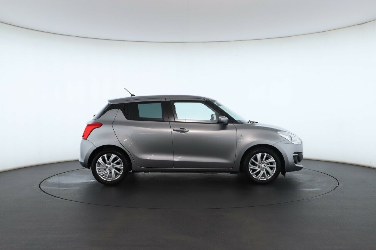 Suzuki Swift image 2