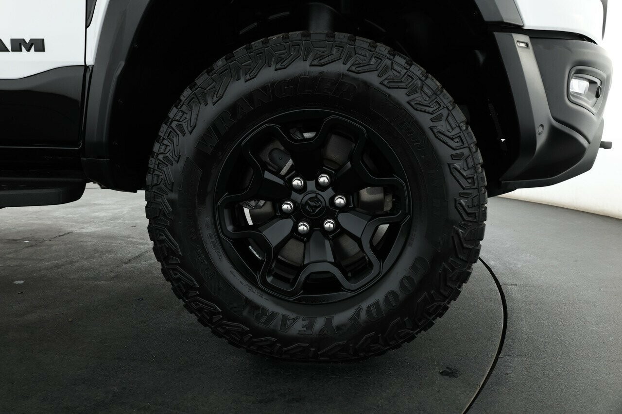 Ram 1500 image 4