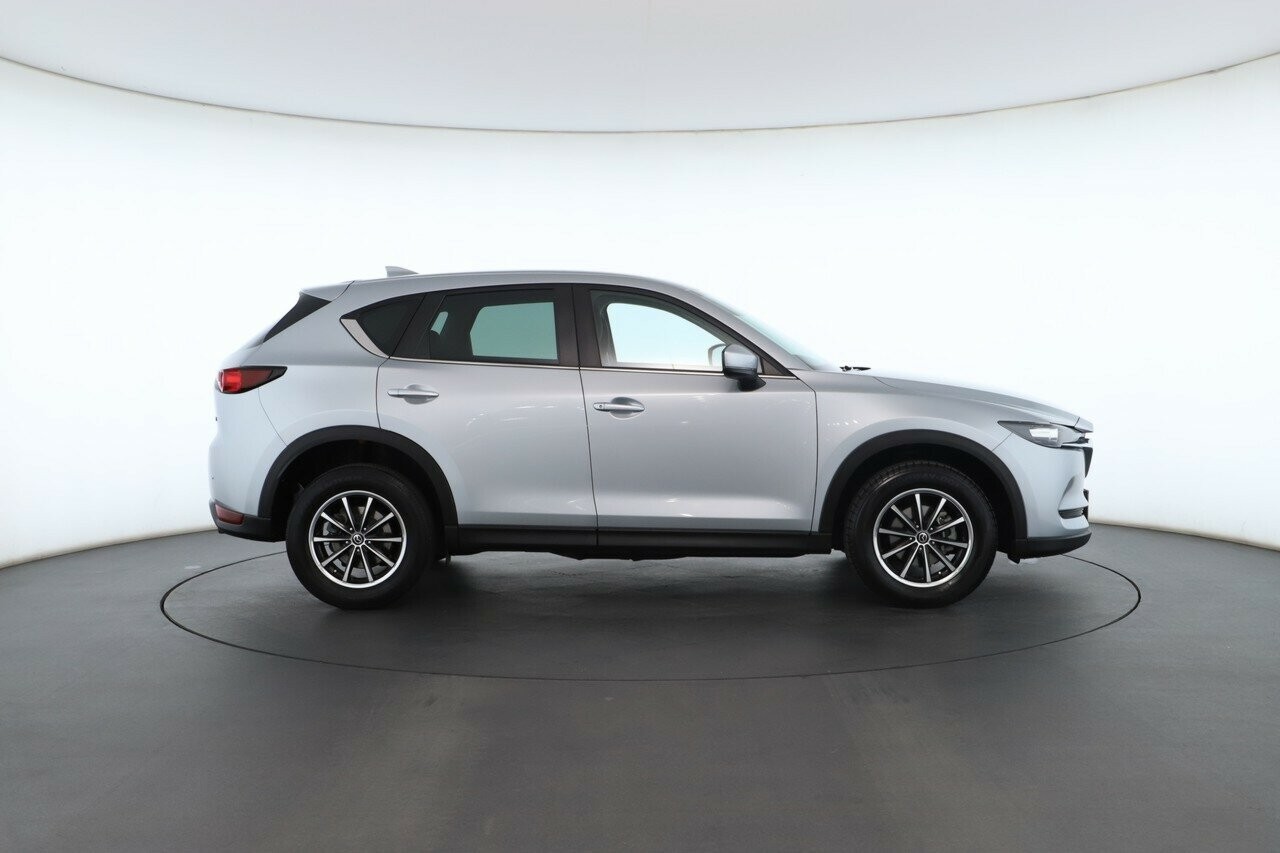 Mazda Cx-5 image 2