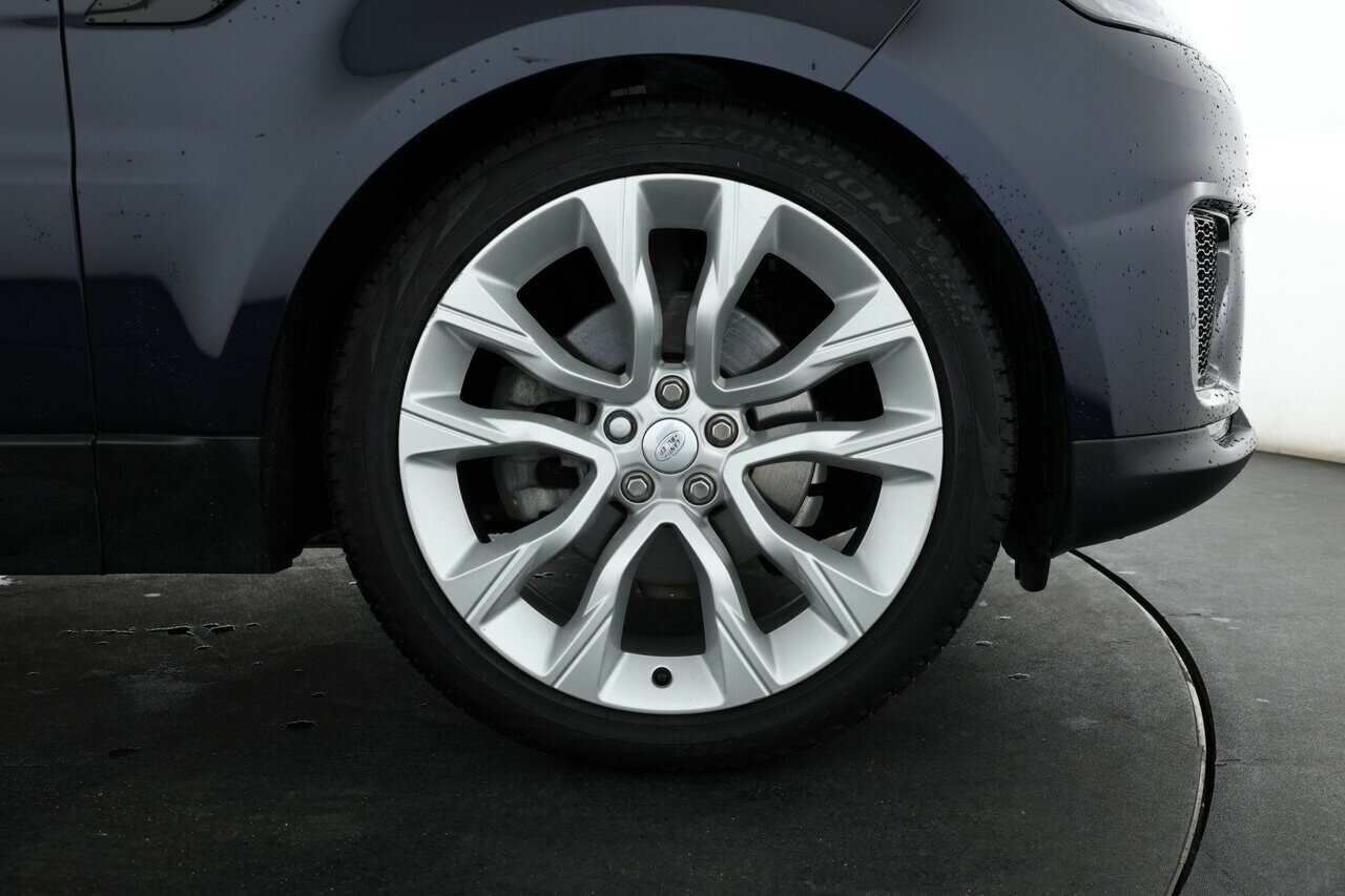 Land Rover Range Rover Sport image 3