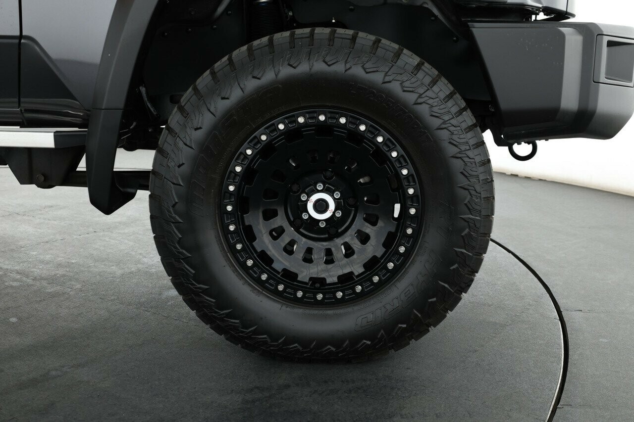 Toyota Landcruiser image 3