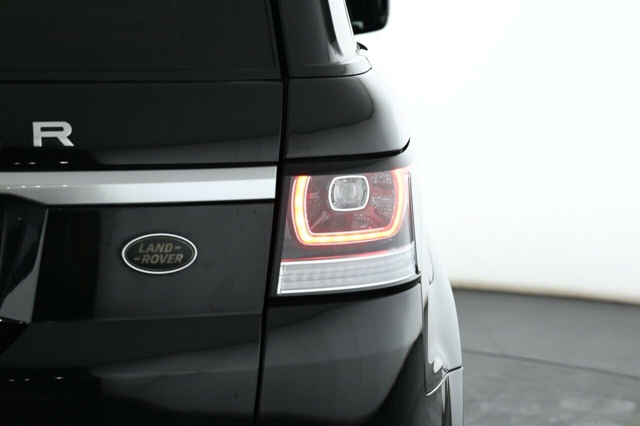 Land Rover Range Rover Sport image 3