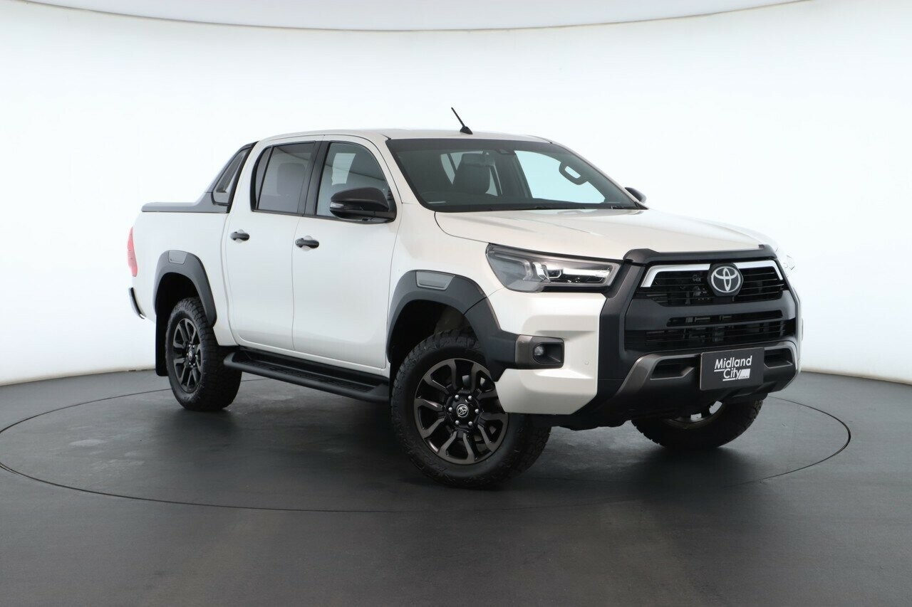 Toyota Hilux image 1