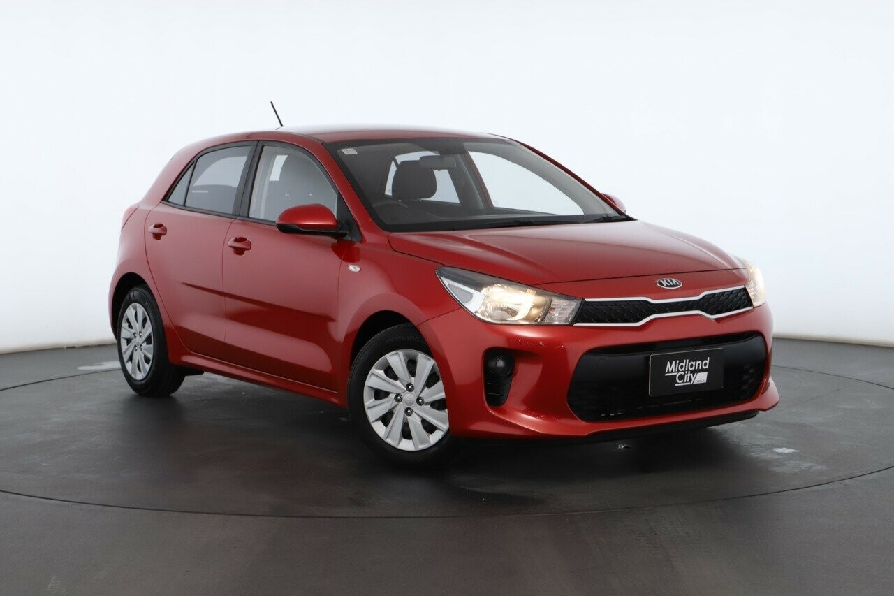 Kia Rio image 1