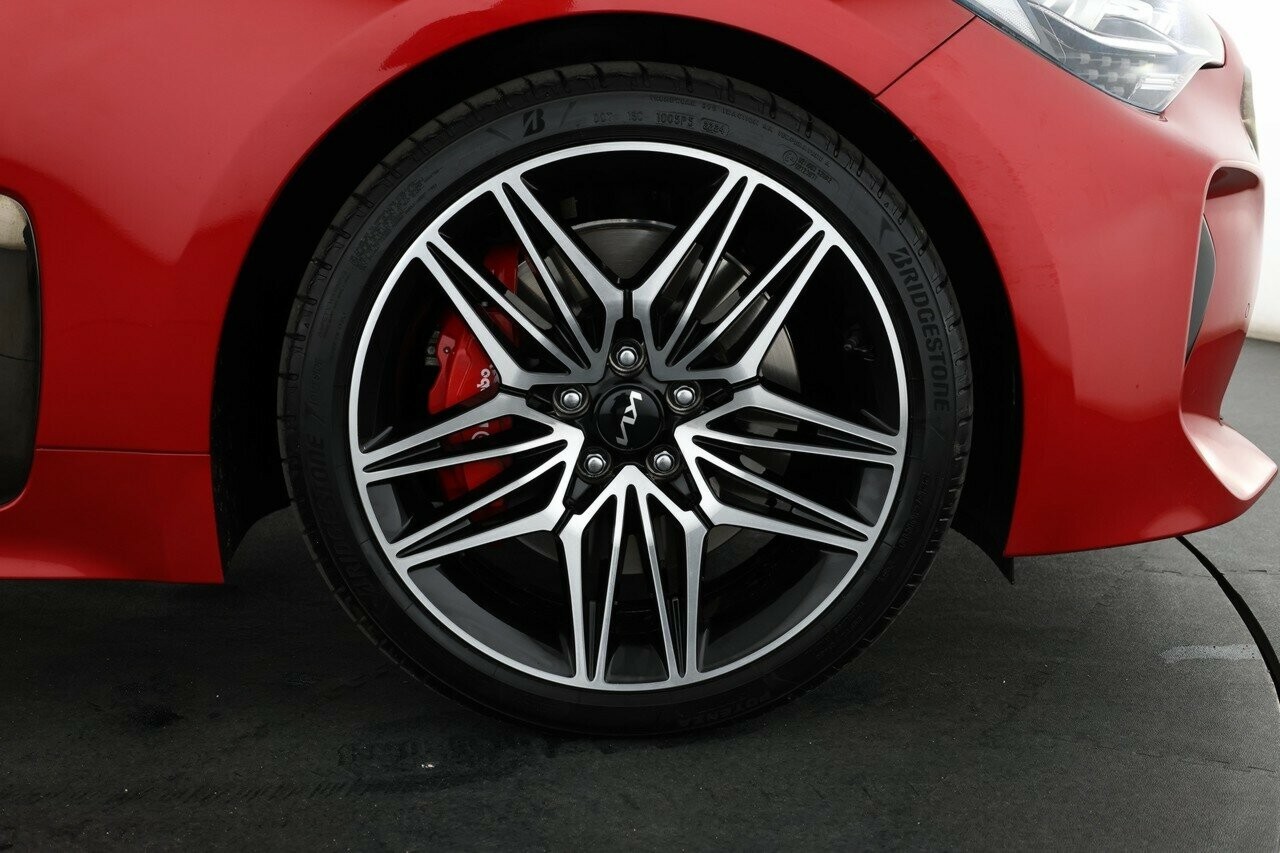 Kia Stinger image 3