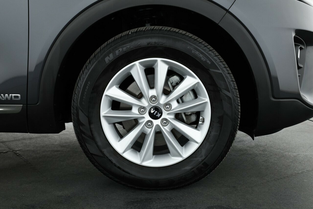 Kia Sorento image 3