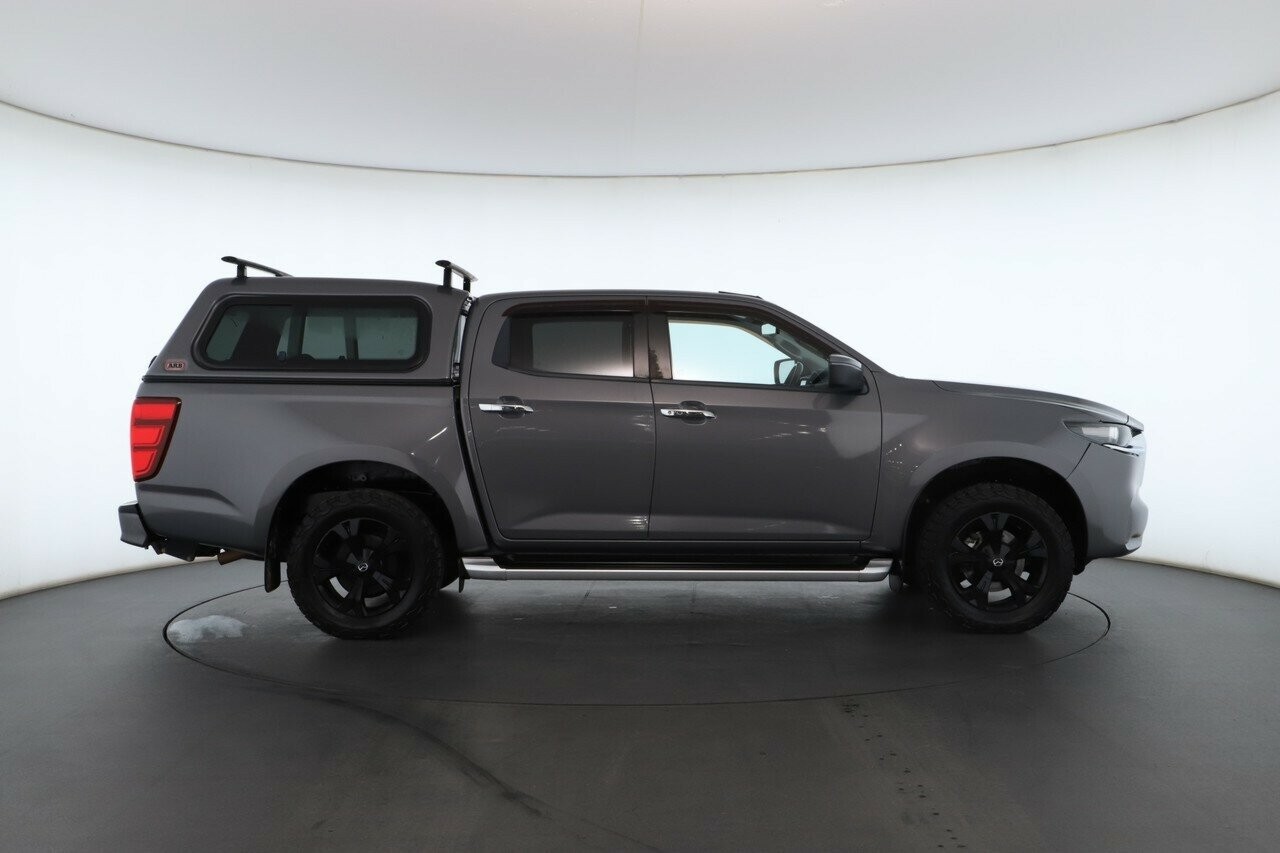 Mazda Bt-50 image 2