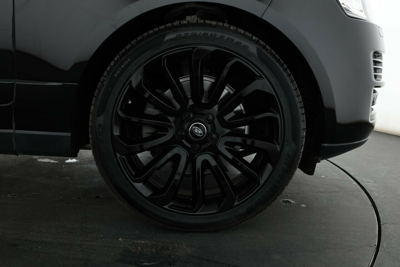 Land Rover Range Rover image 3