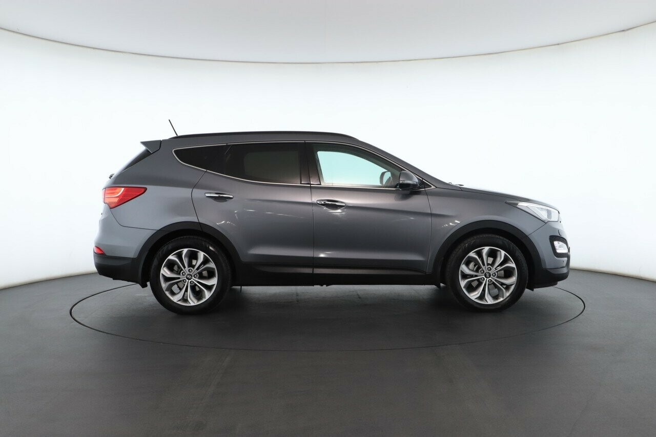 Hyundai Santa Fe image 2