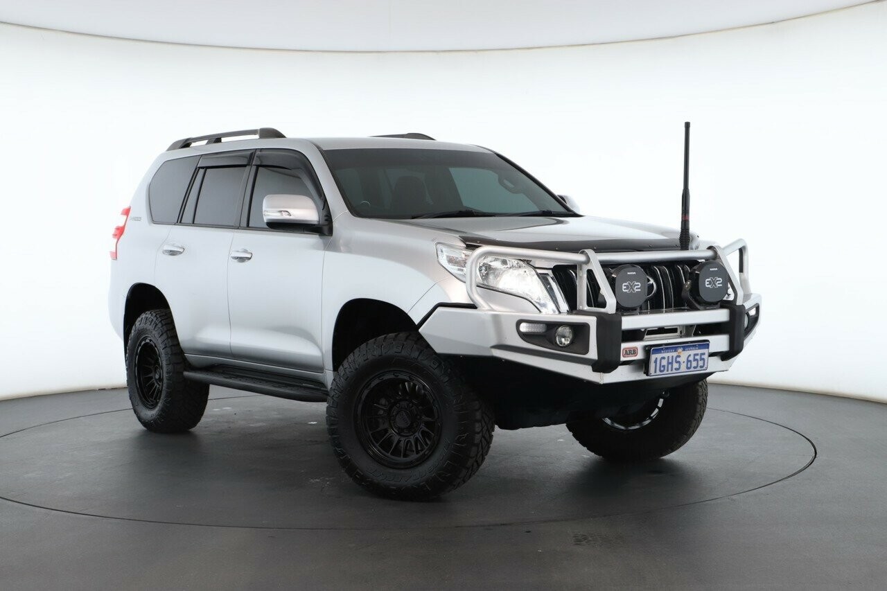 Toyota Landcruiser Prado image 1