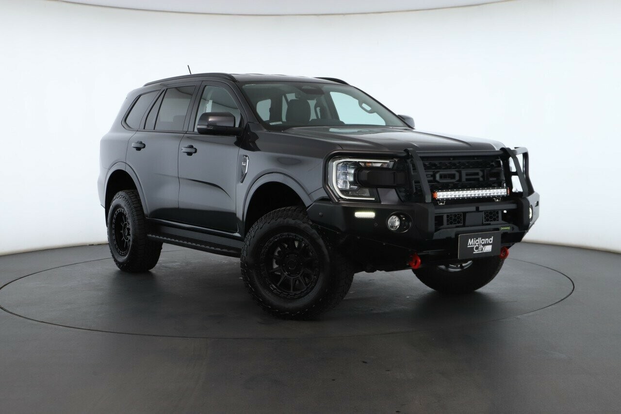Ford Everest image 1