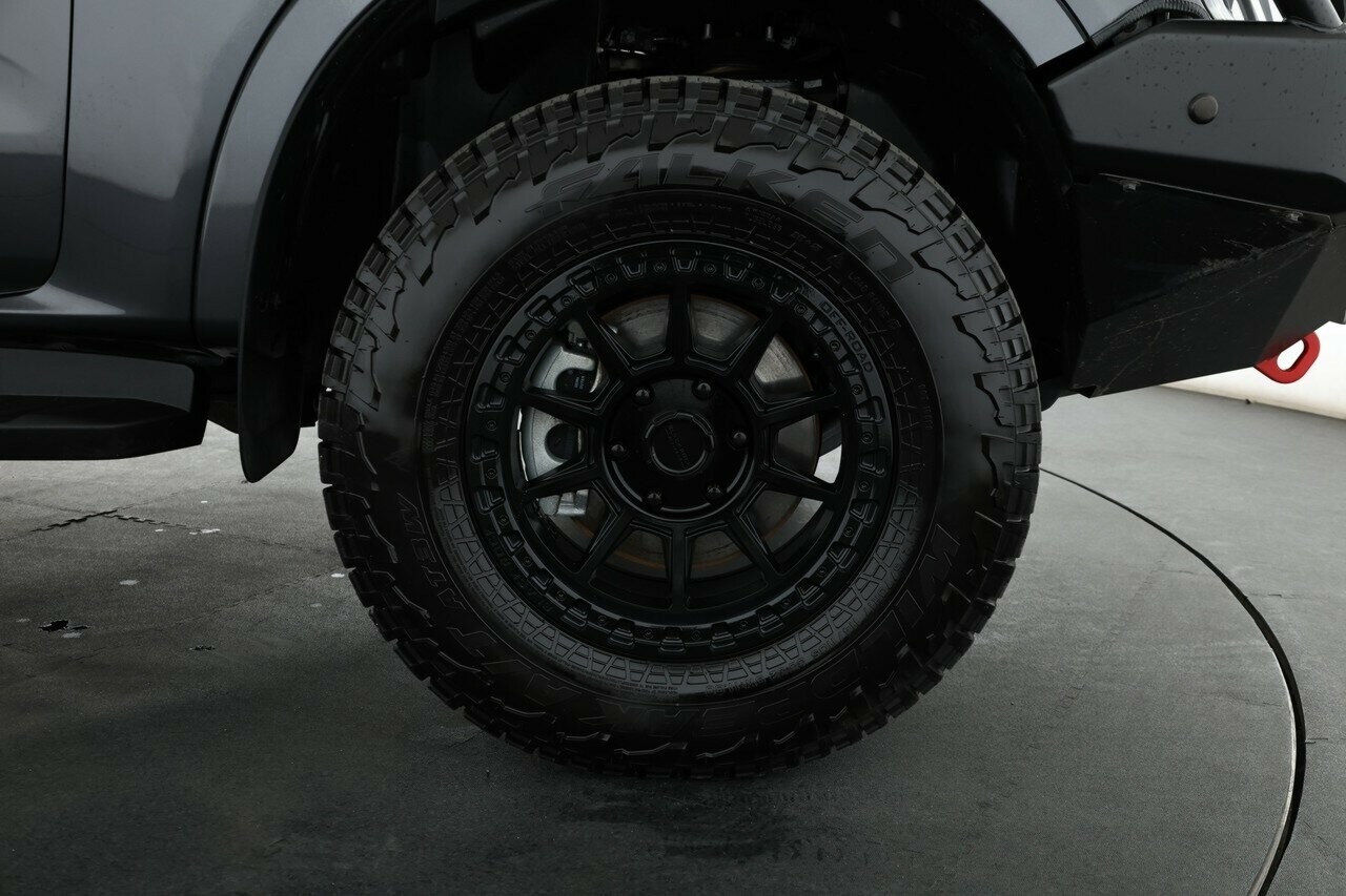 Ford Everest image 3