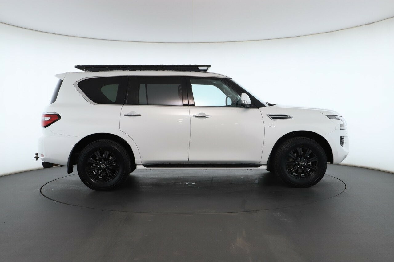 Nissan Patrol image 2