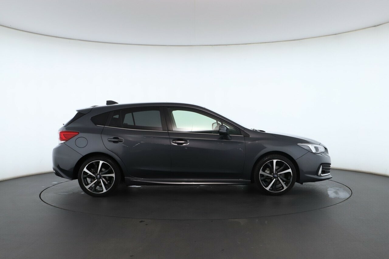 Subaru Impreza image 2