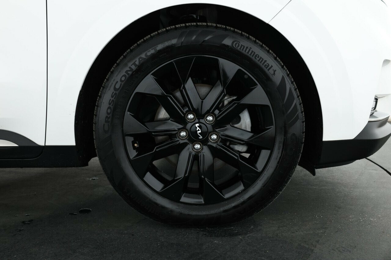 Kia Carnival image 3