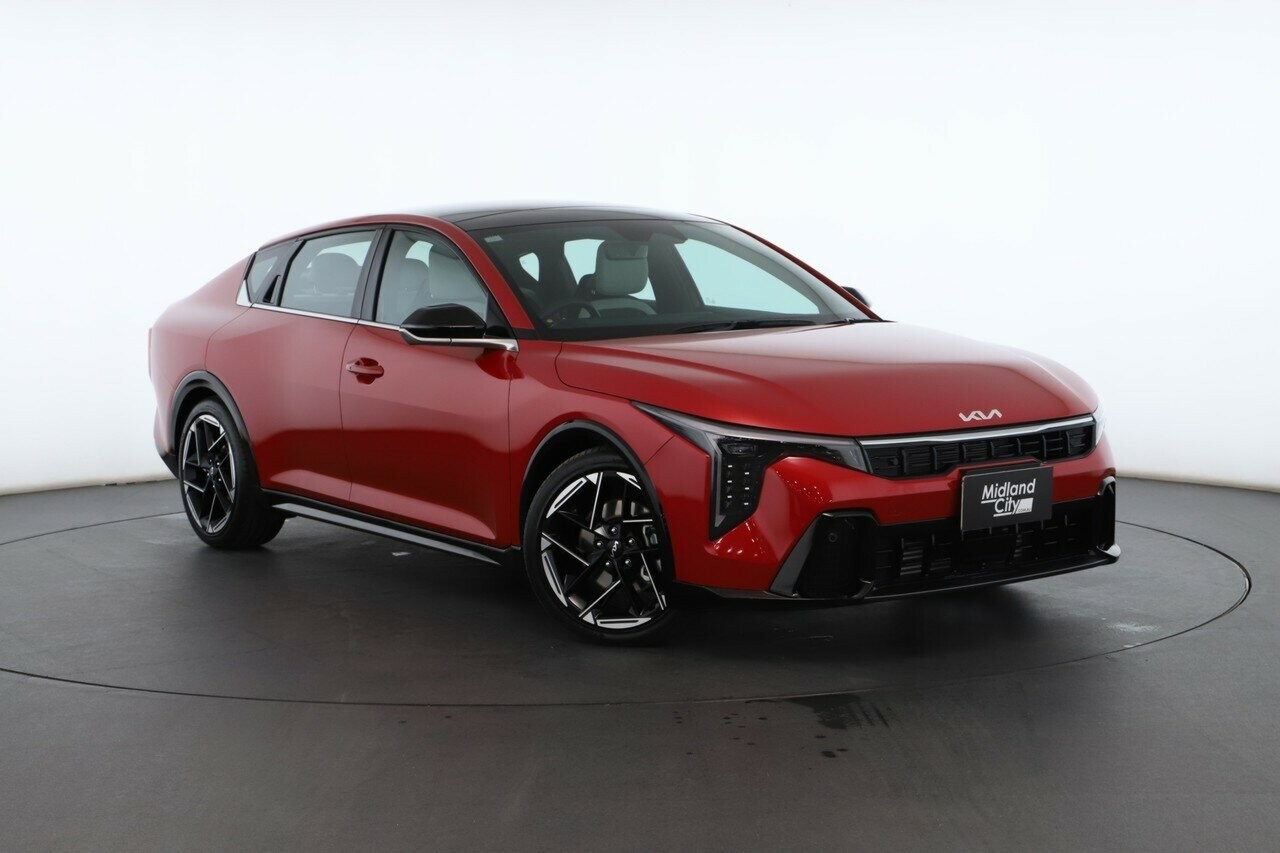 Kia K4 image 1
