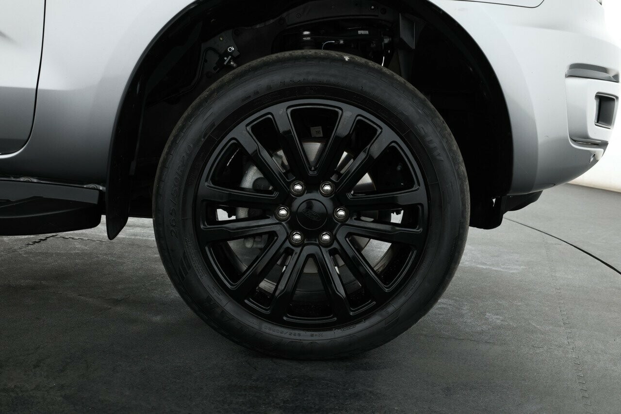 Ford Everest image 3