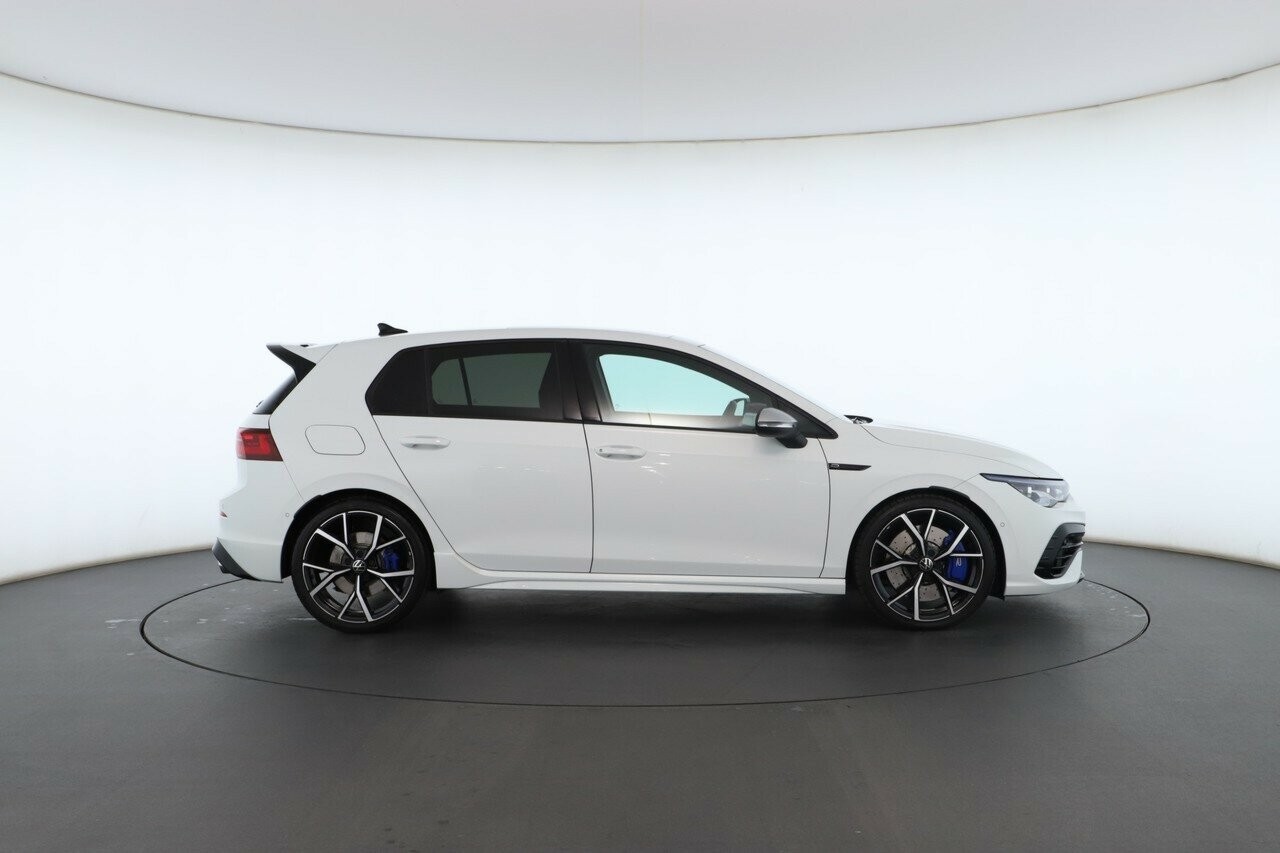 Volkswagen Golf image 2