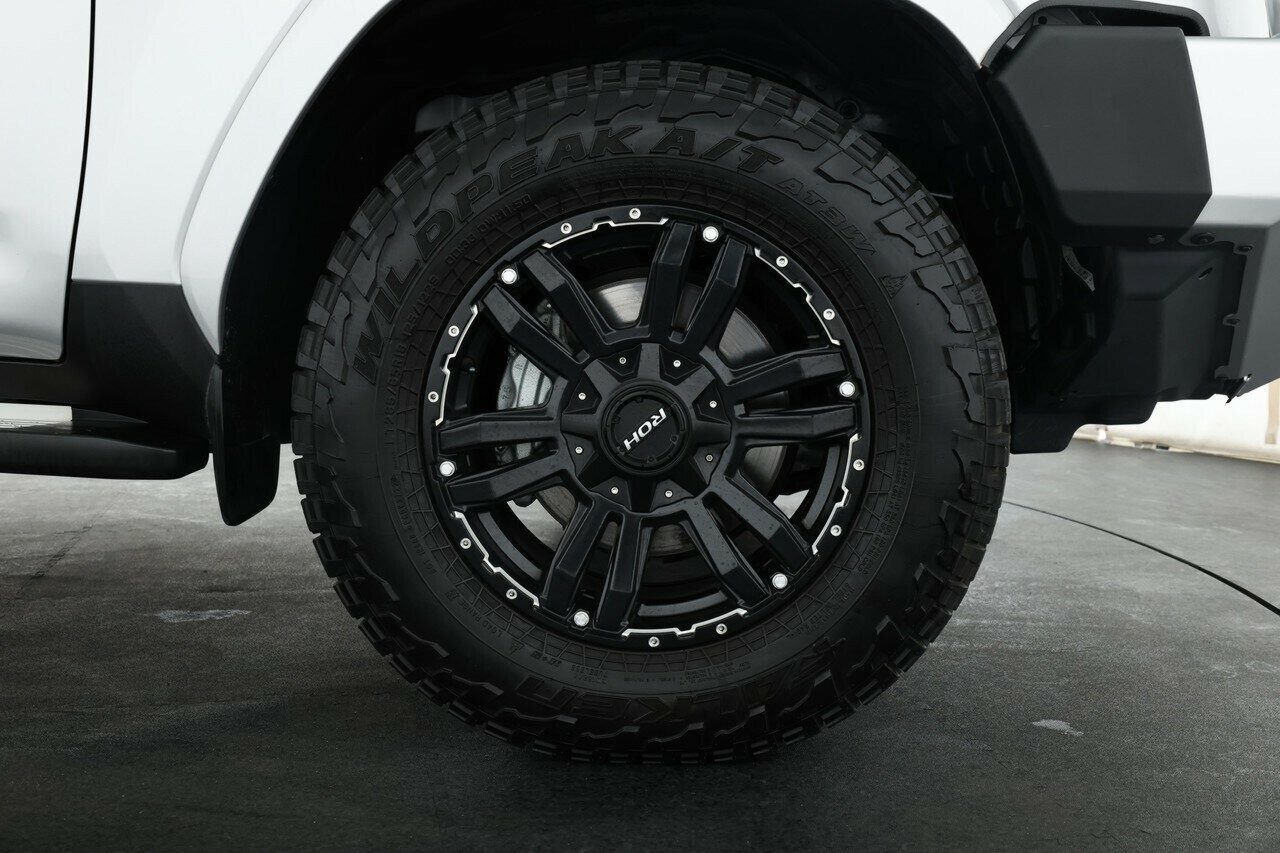 Toyota Landcruiser image 3