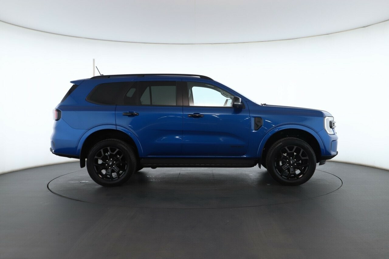 Ford Everest image 2