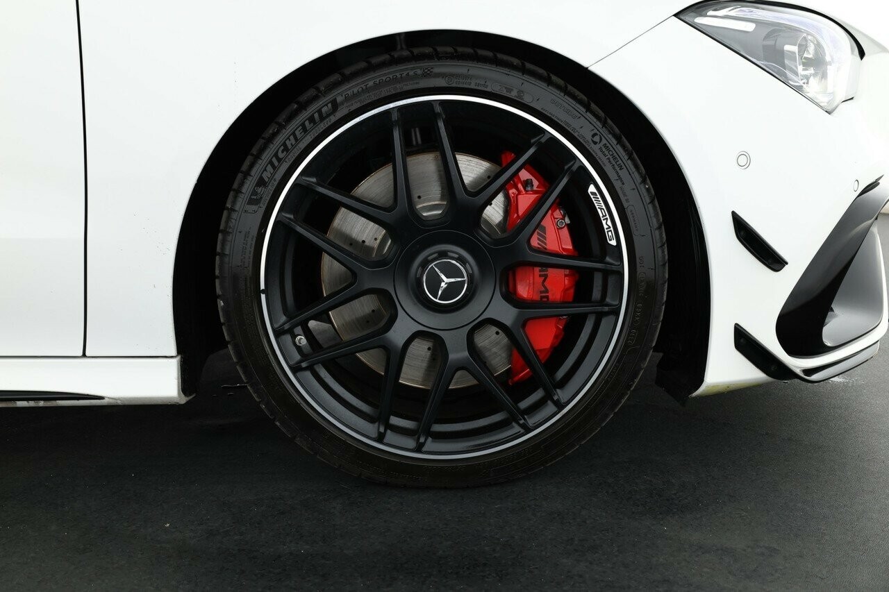Mercedes Benz Cla-class image 3