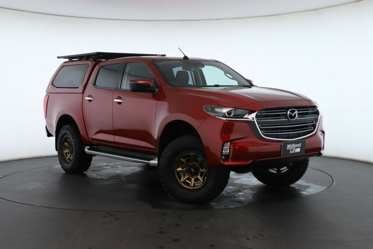 Mazda Bt-50 image 1