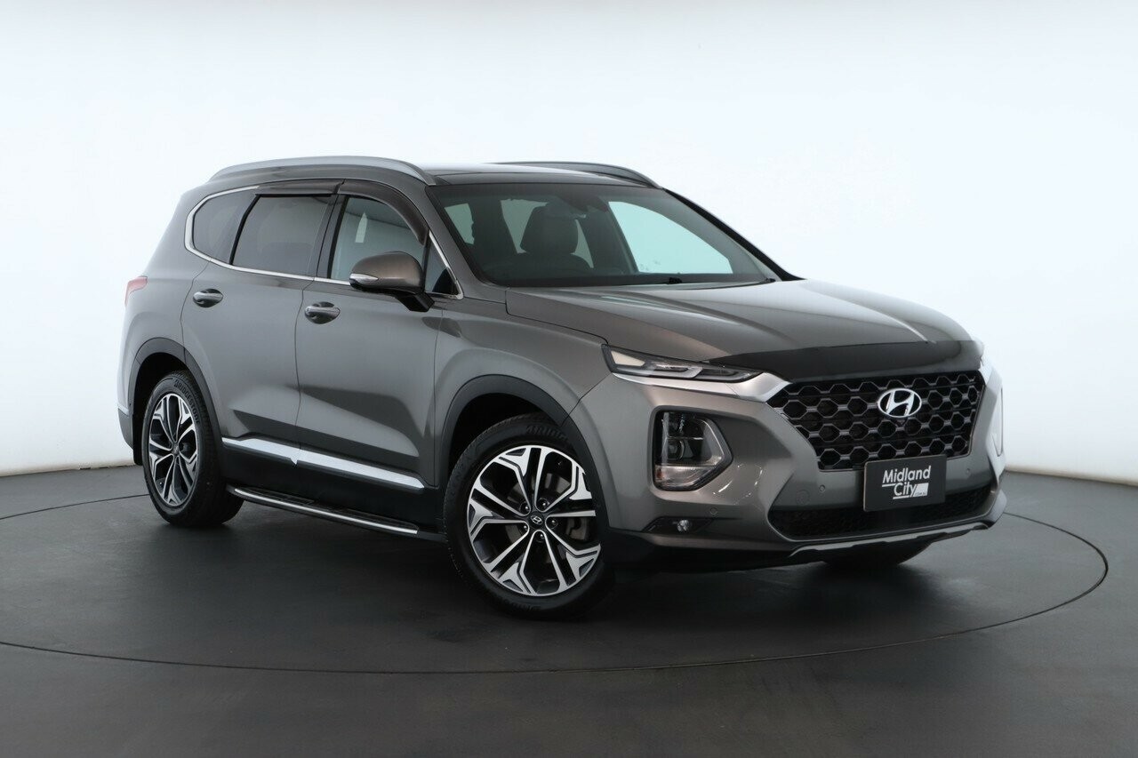 Hyundai Santa Fe image 1