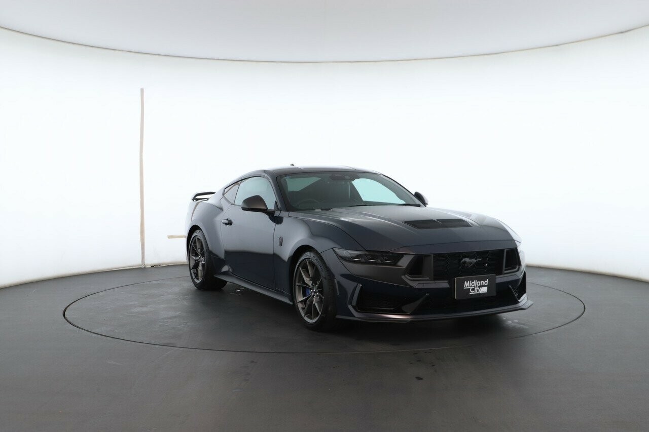 Ford Mustang image 4