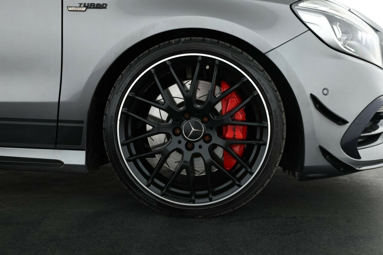 Mercedes Benz A-class image 3