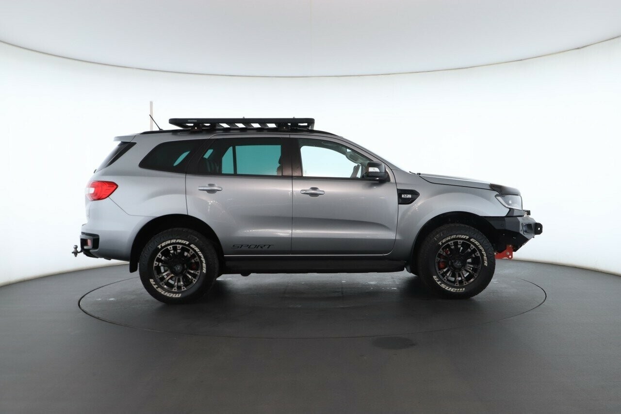 Ford Everest image 2