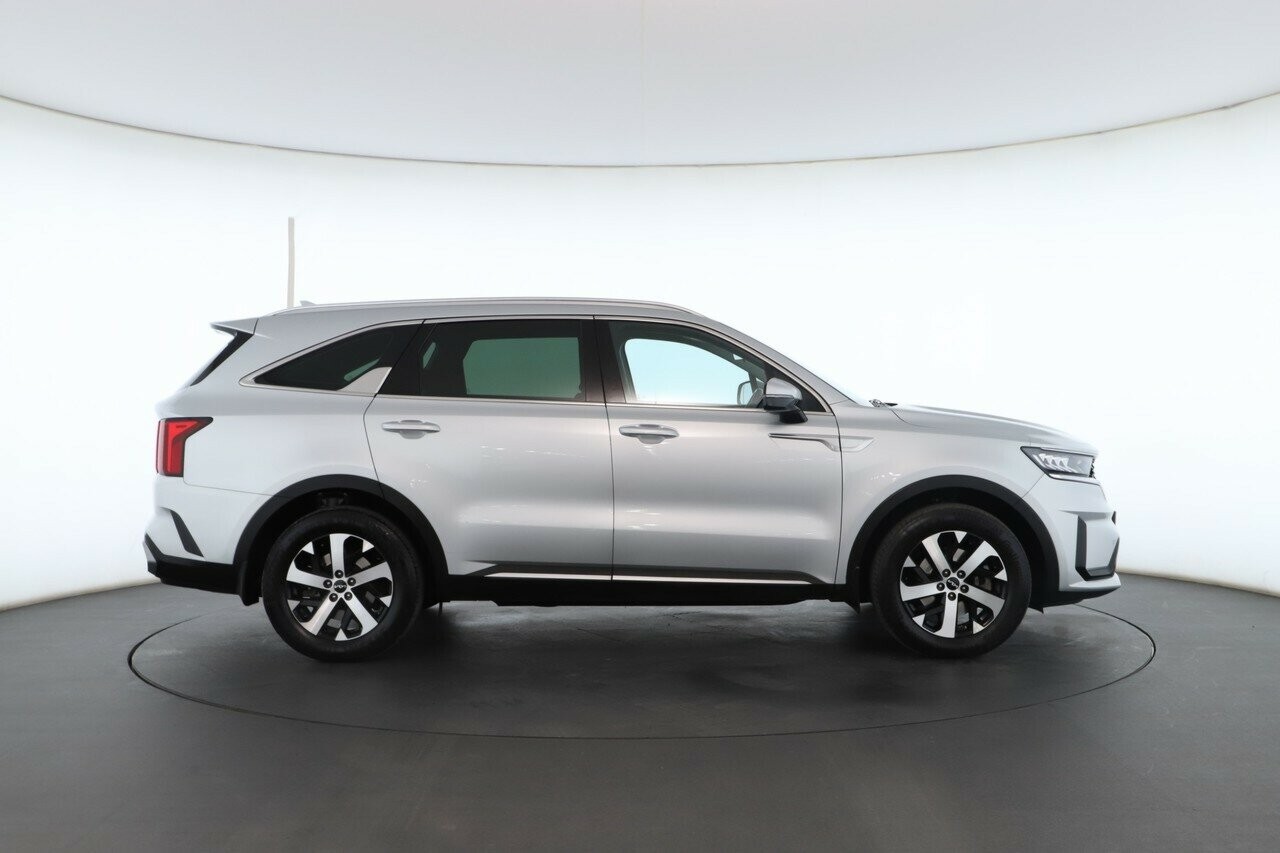 Kia Sorento image 2