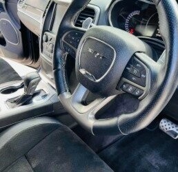 Jeep Grand Cherokee image 4