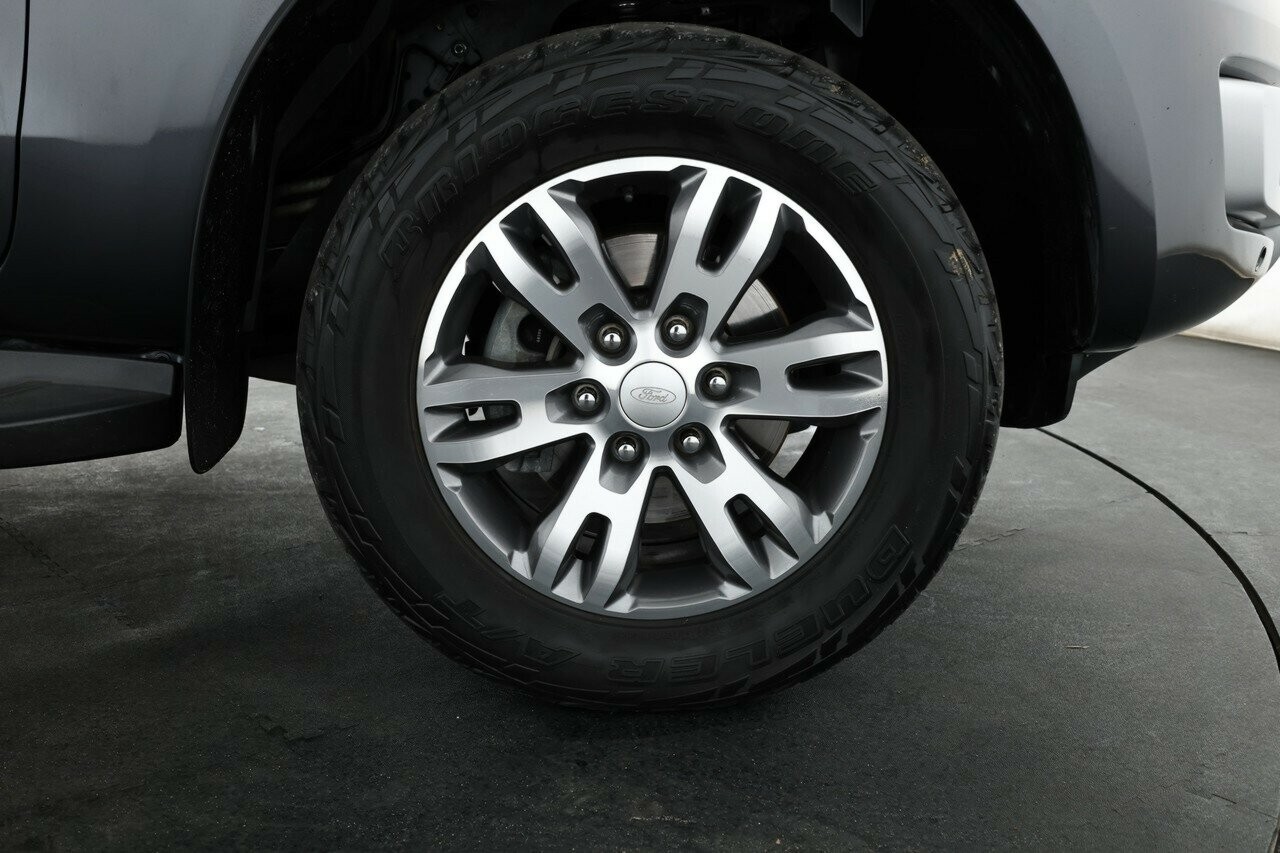 Ford Everest image 3