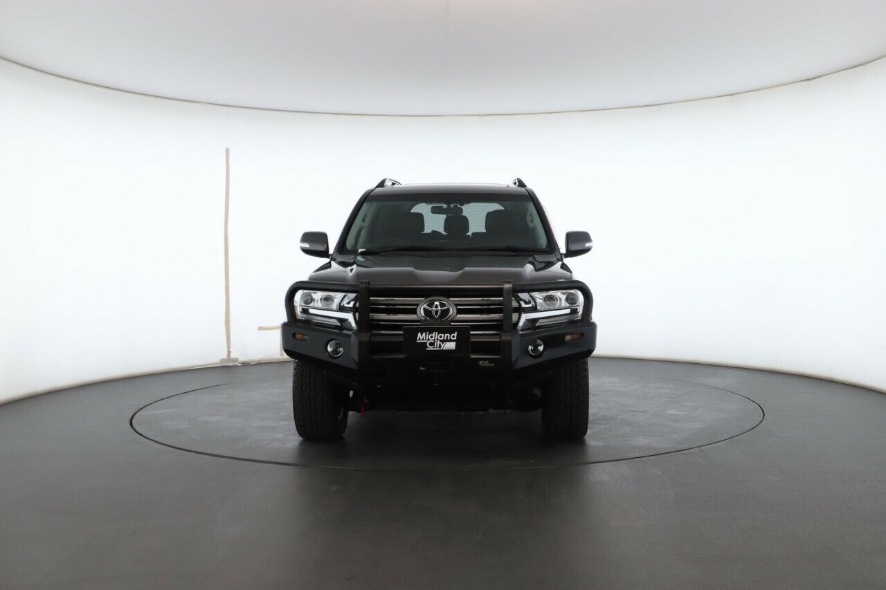 Toyota Landcruiser image 4