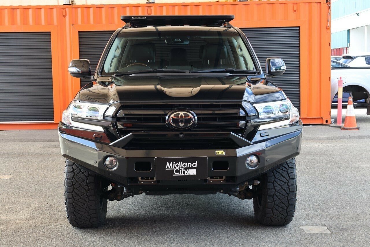 Toyota Landcruiser image 4