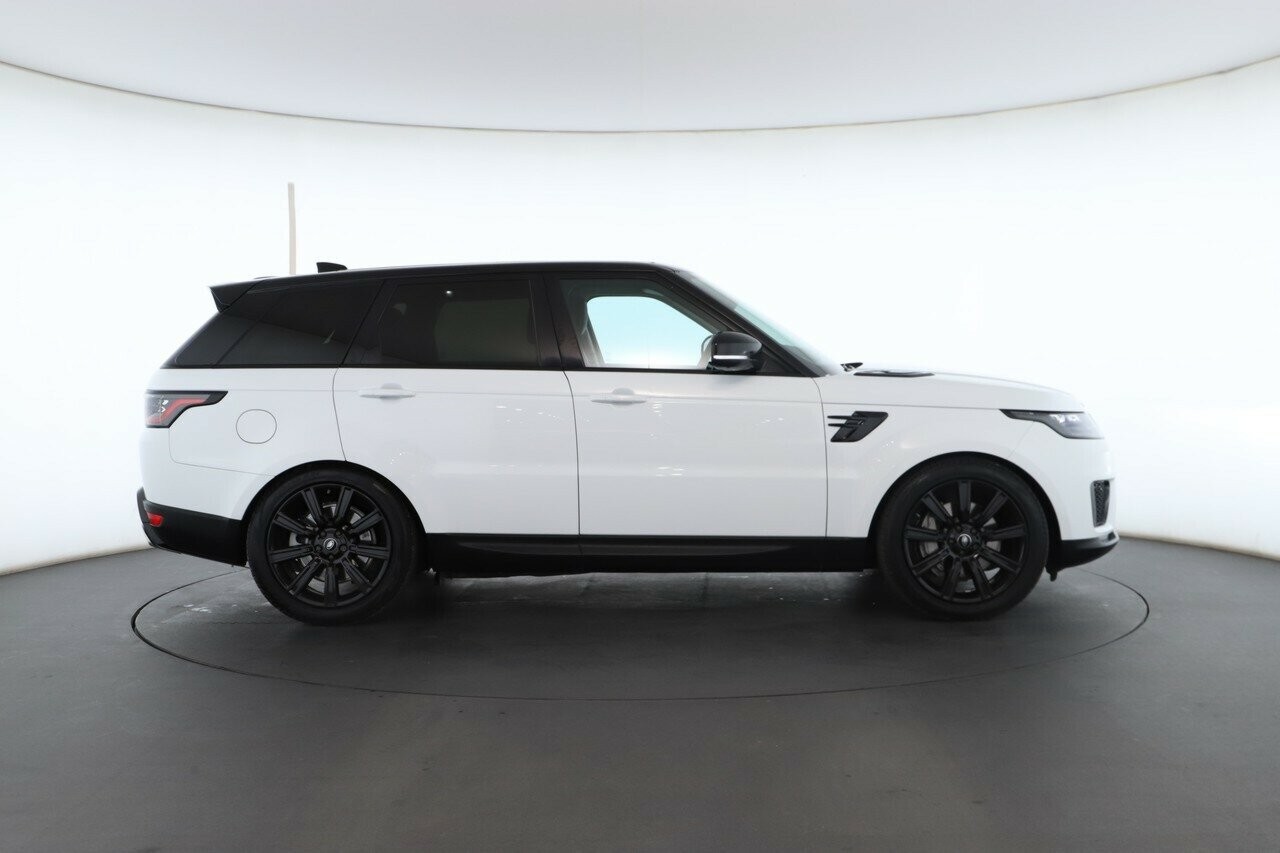 Land Rover Range Rover Sport image 2