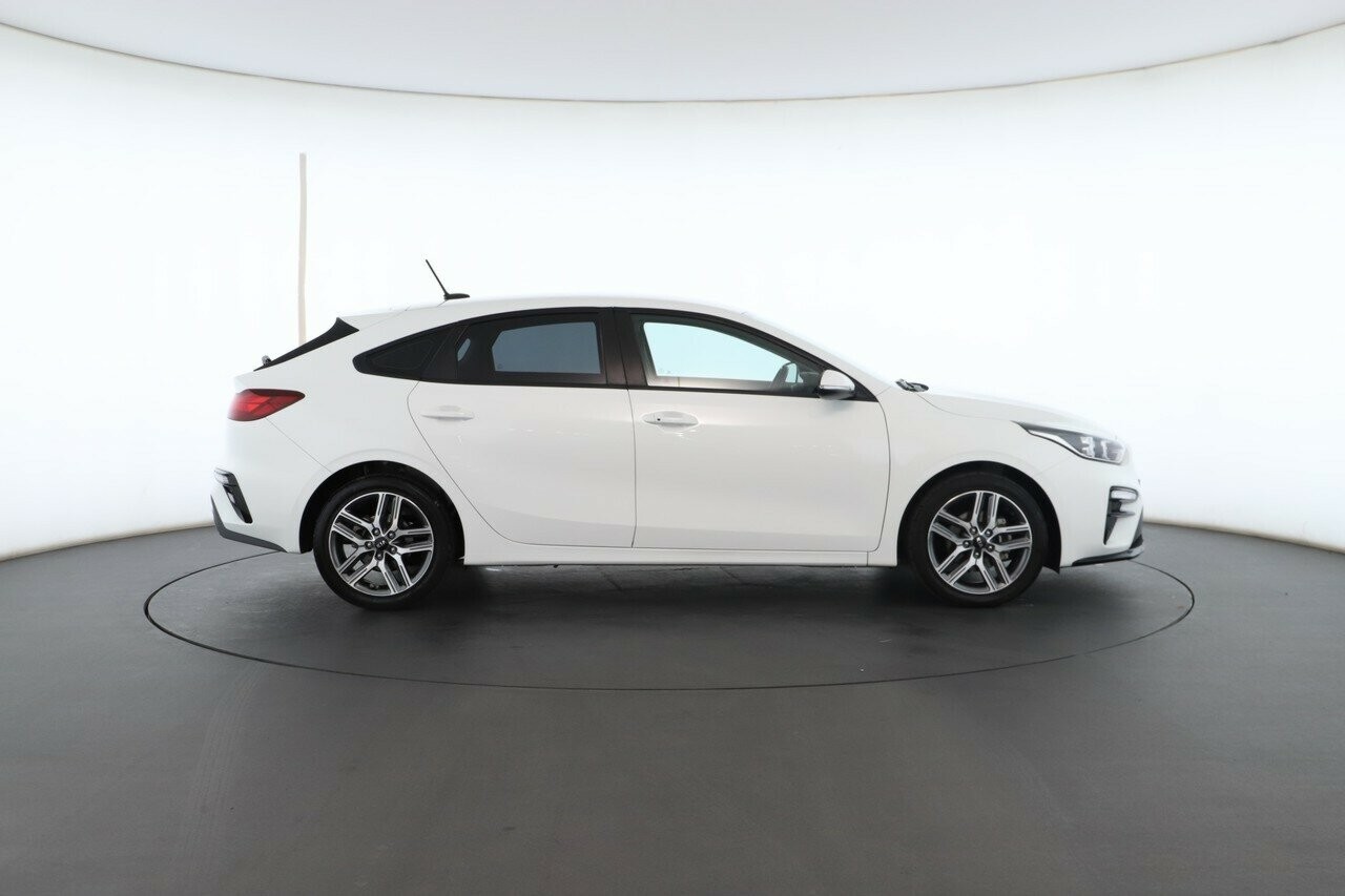 Kia Cerato image 2