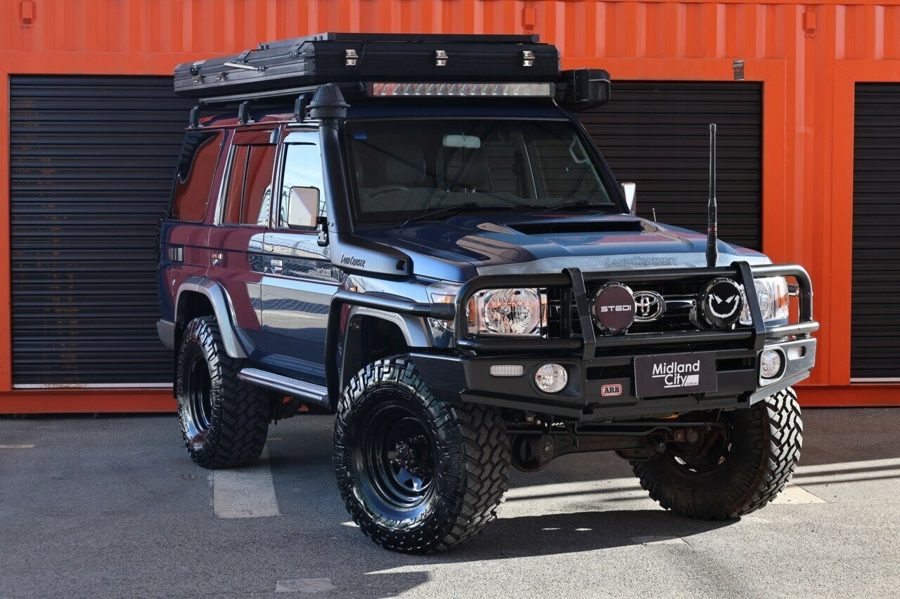 Toyota Landcruiser image 1