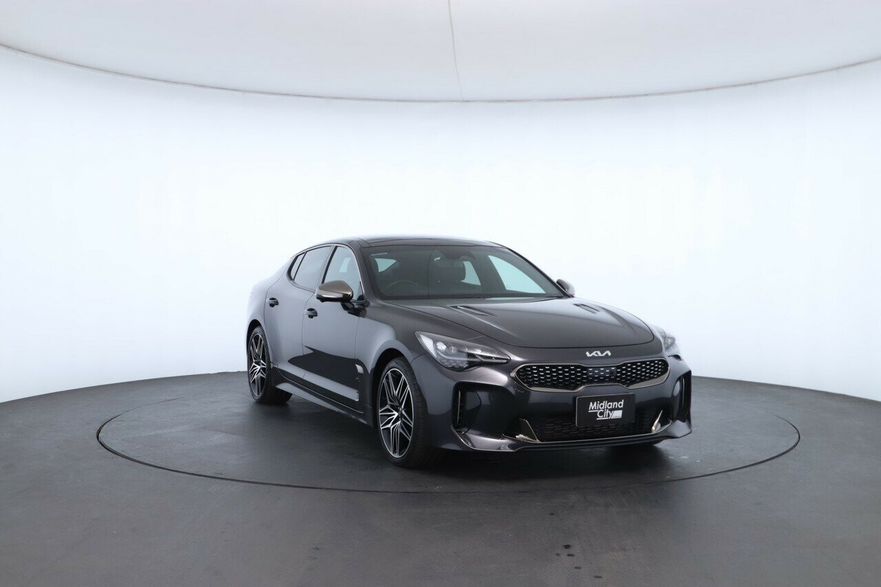 Kia Stinger image 3