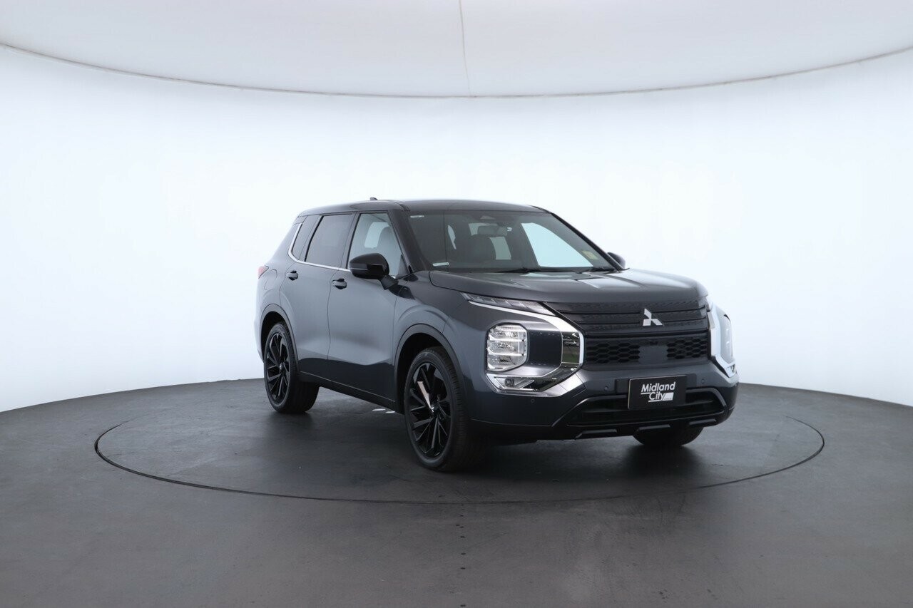 Mitsubishi Outlander image 4